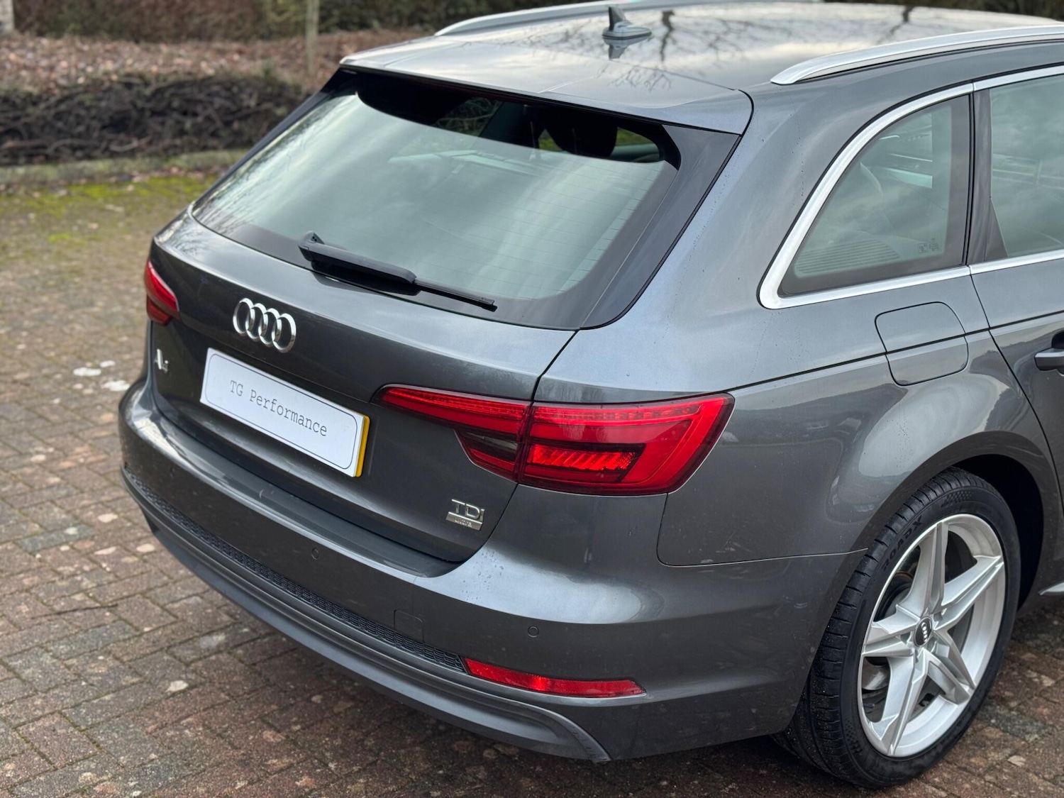 Used Audi A4 Avant 2017 for sale - 77156011: Photo 72