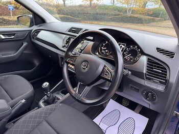 Used Skoda Fabia 2015 for sale - 76473830: Photo