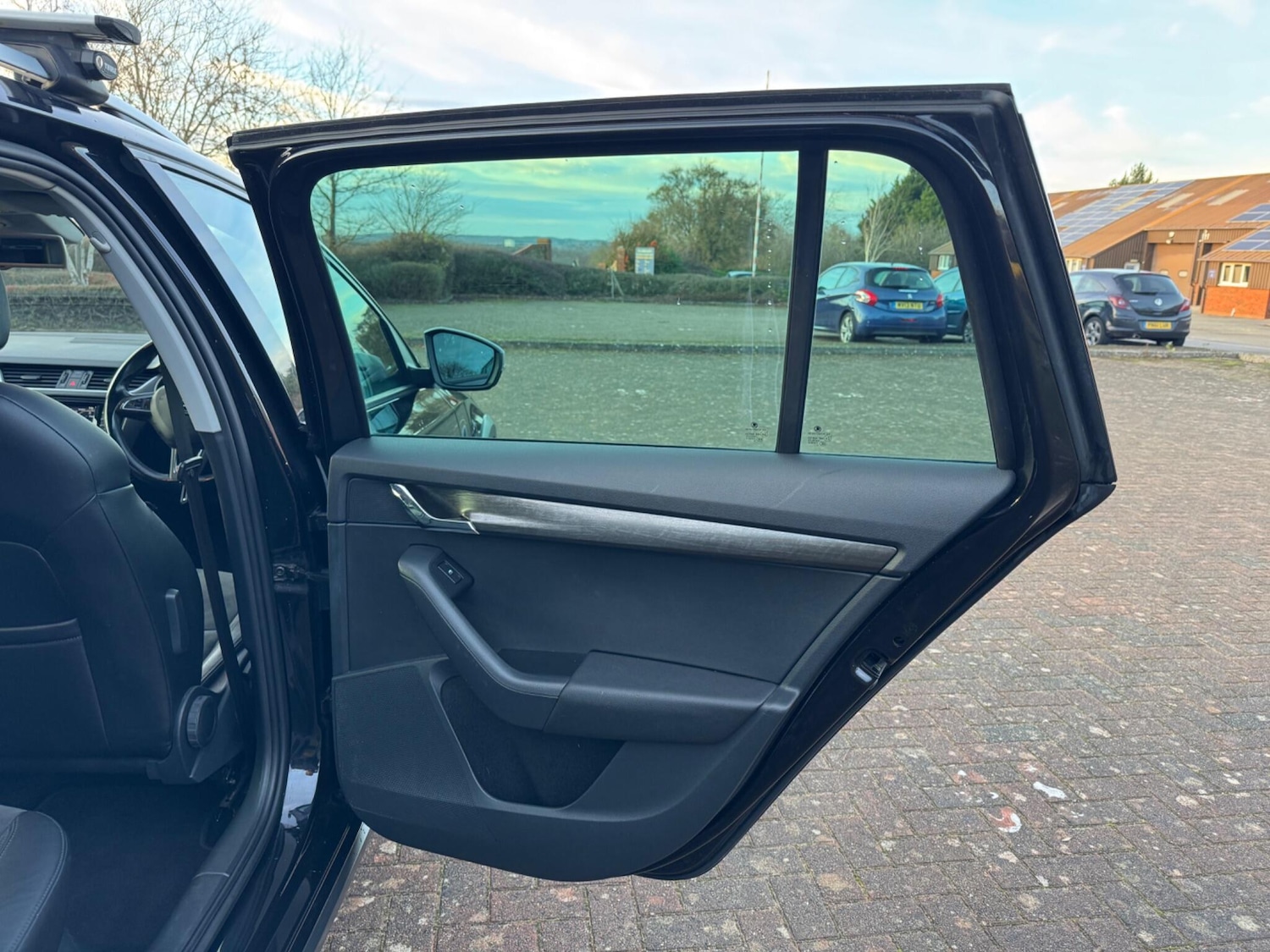 Used Skoda Octavia 2017 for sale - 76953181: Photo 38