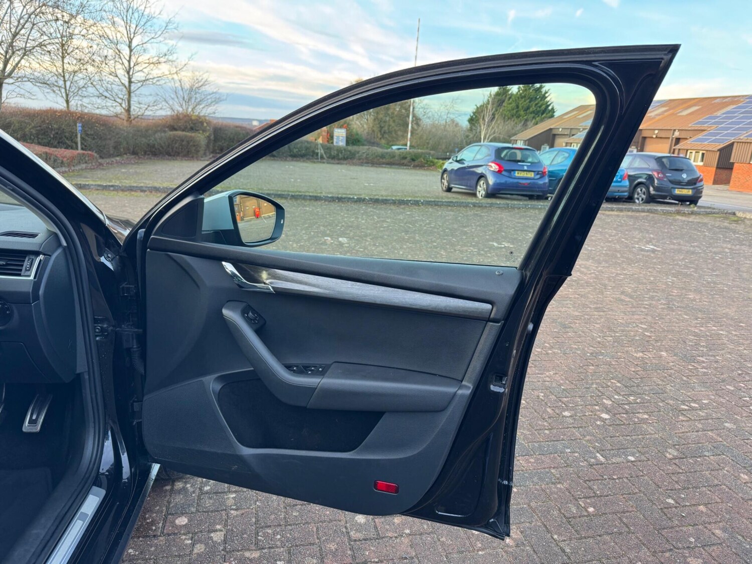 Used Skoda Octavia 2017 for sale - 76953181: Photo 40