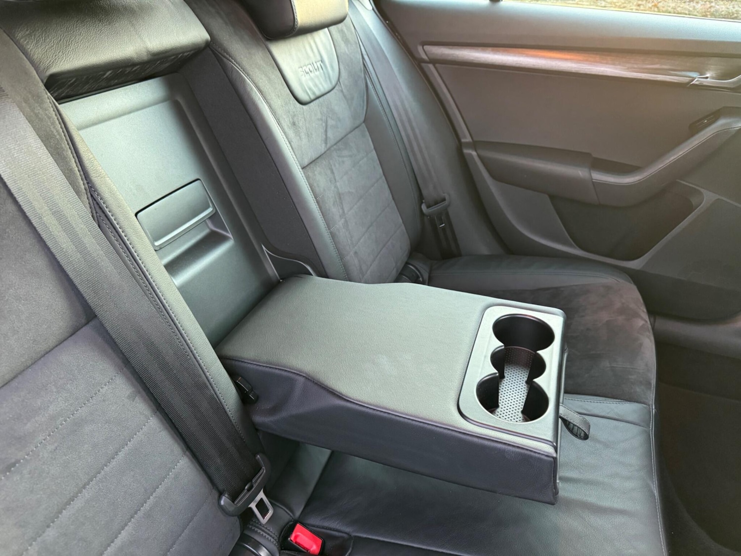 Used Skoda Octavia 2017 for sale - 76953181: Photo 62