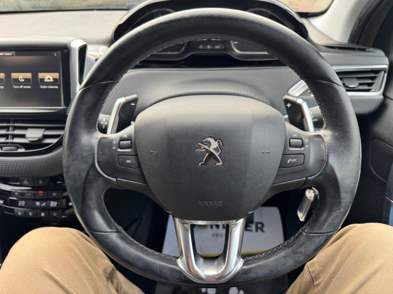 Used Peugeot 2008 2015 for sale - 78156993: Photo 18