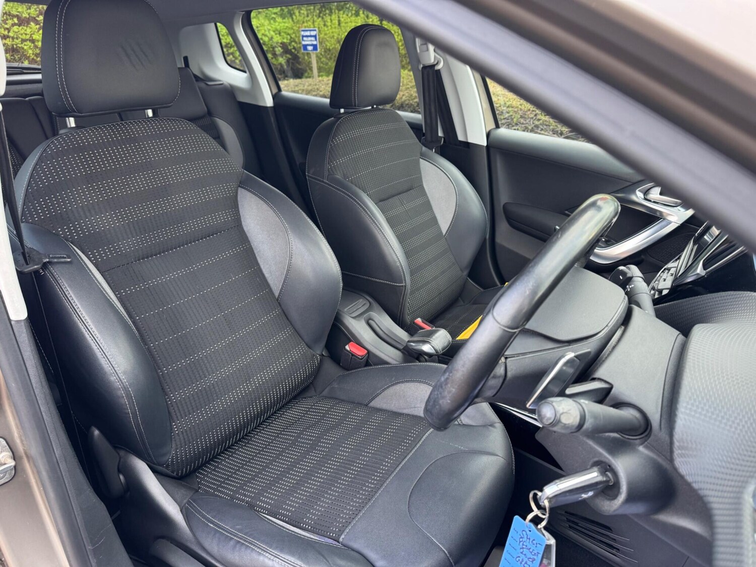 Used Peugeot 2008 2015 for sale - 78156993: Photo 32