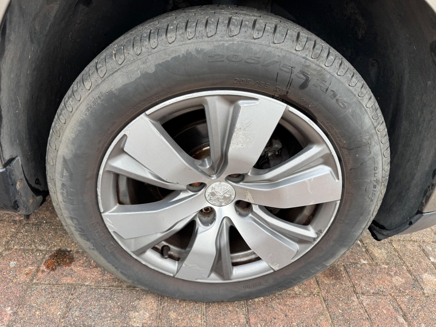 Used Peugeot 2008 2015 for sale - 78156993: Photo 63