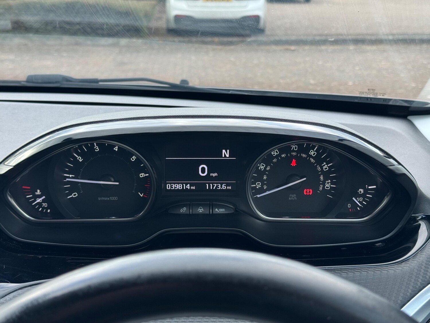 Used Peugeot 2008 2015 for sale - 78156993: Photo 7