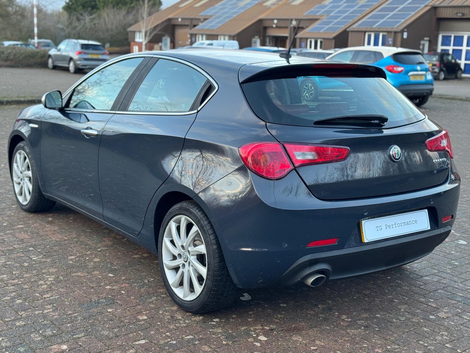 Used Alfa Romeo Giulietta 2016 for sale - 77191932: Photo 2