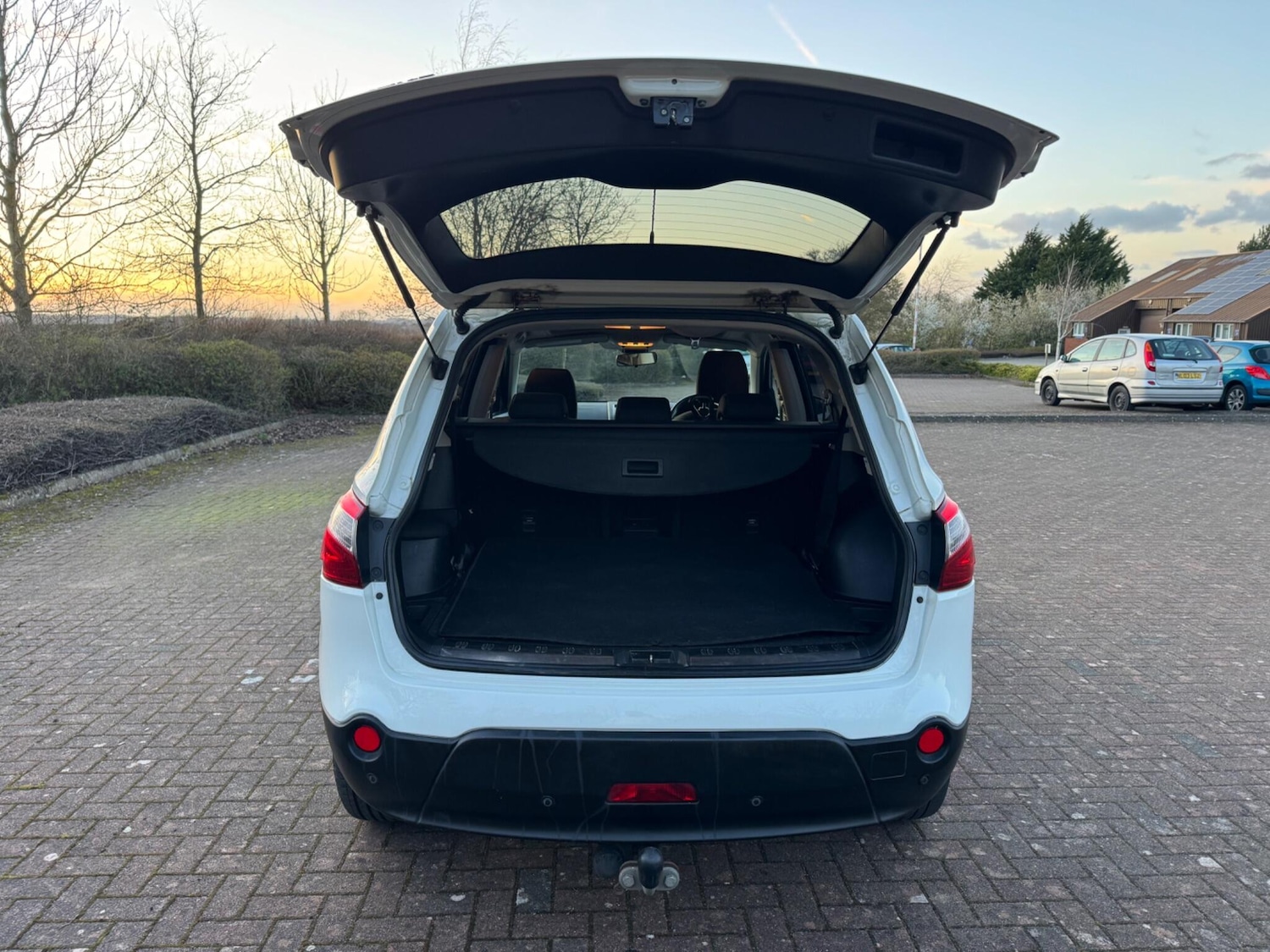 Used Nissan Qashqai+2 2012 for sale - 77853299: Photo 49