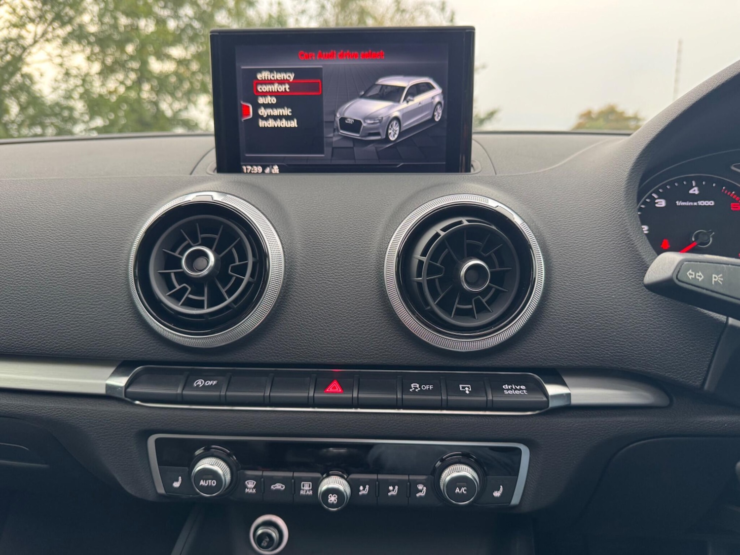 Used Audi A3 2017 for sale - 76121843: Photo 44