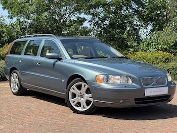 Used Volvo V70 2004 for sale - 79034017: Photo