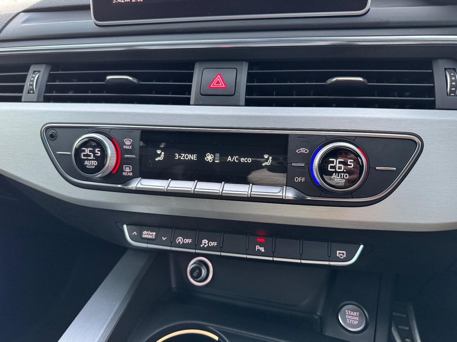 Used Audi A4 2017 for sale - 76573787: Photo 32