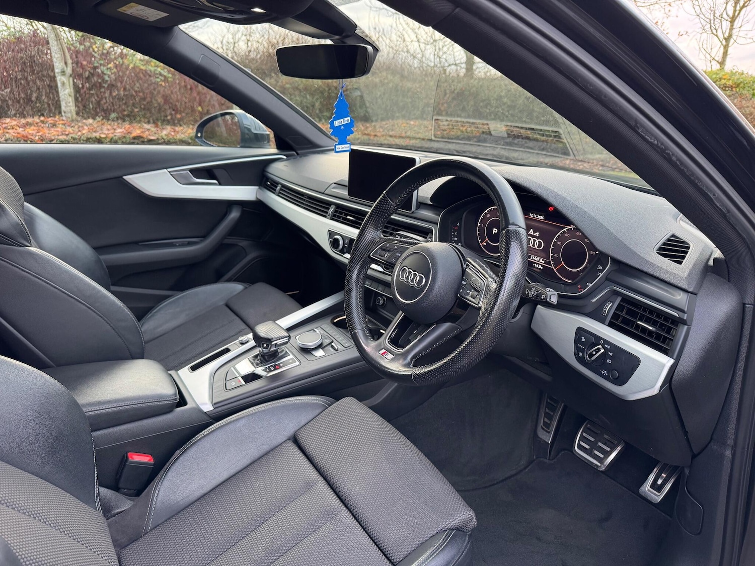 Used Audi A4 2017 for sale - 76573787: Photo 4