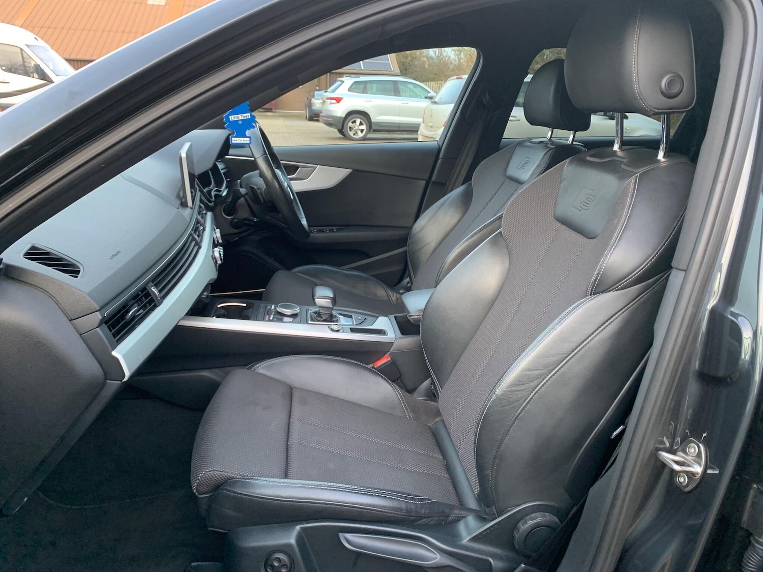 Used Audi A4 2017 for sale - 76573787: Photo 55