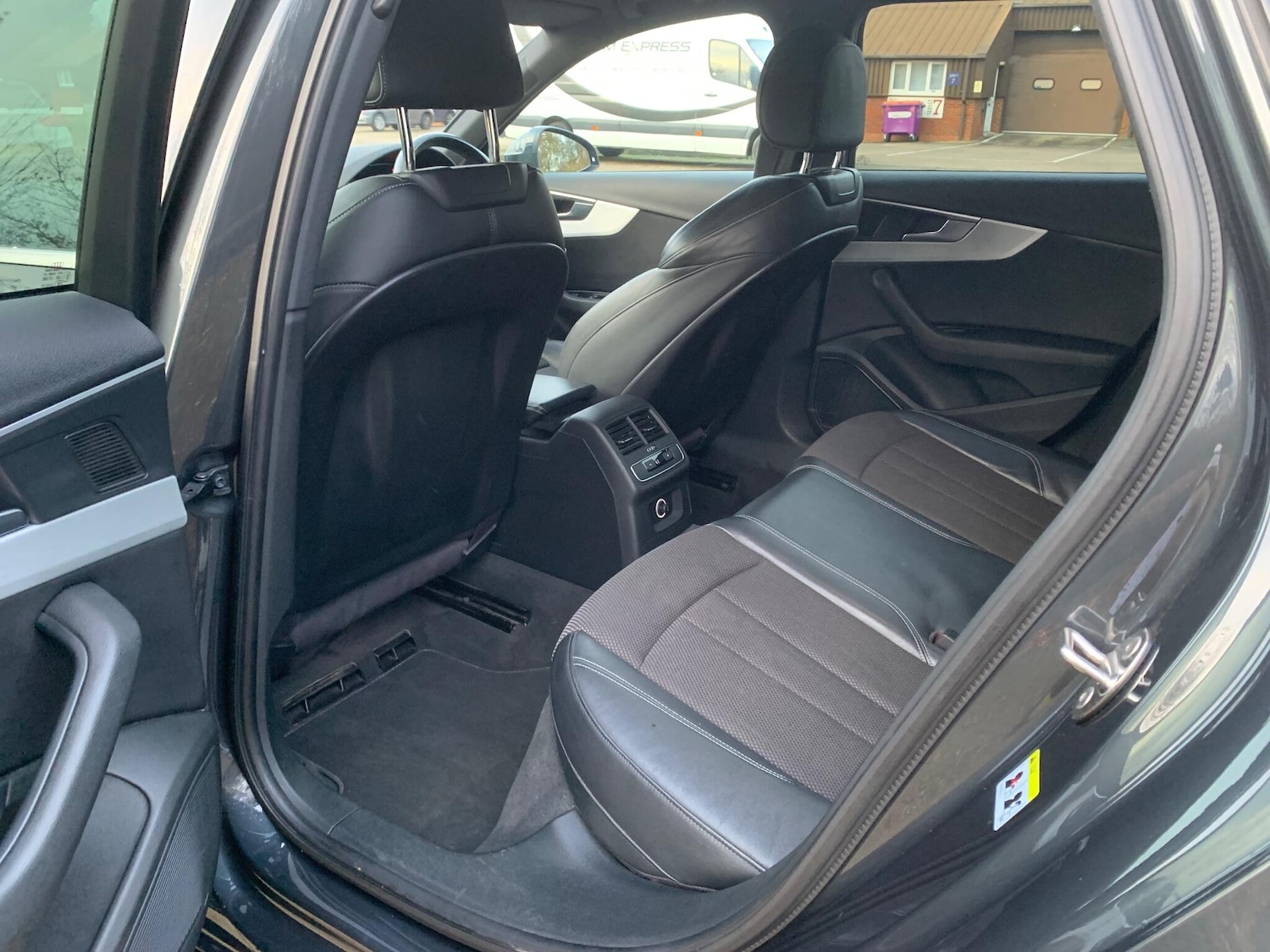 Used Audi A4 2017 for sale - 76573787: Photo 57