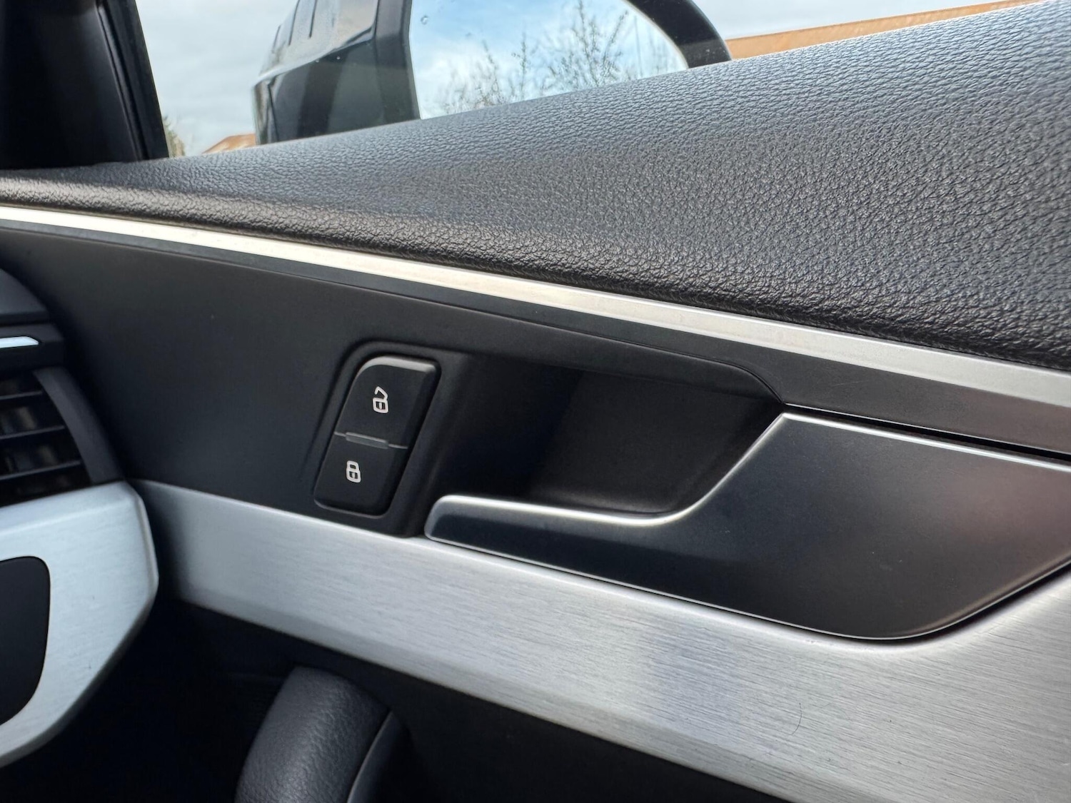 Used Audi A4 2017 for sale - 76573787: Photo 61