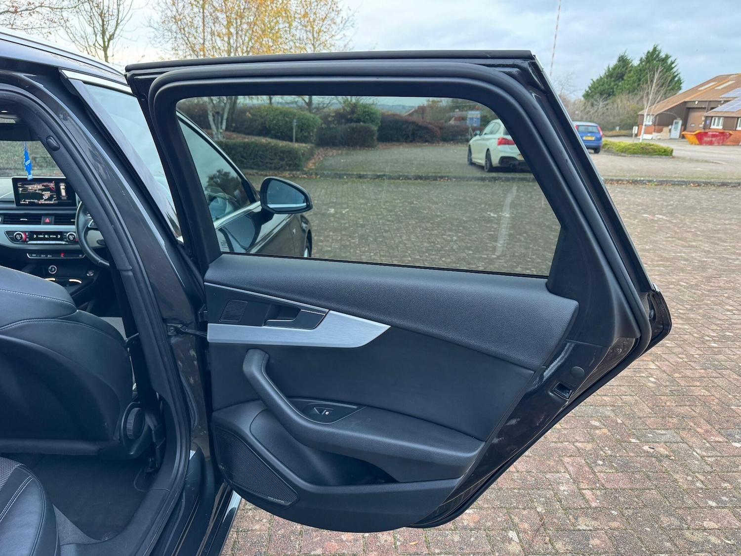 Used Audi A4 2017 for sale - 76573787: Photo 62