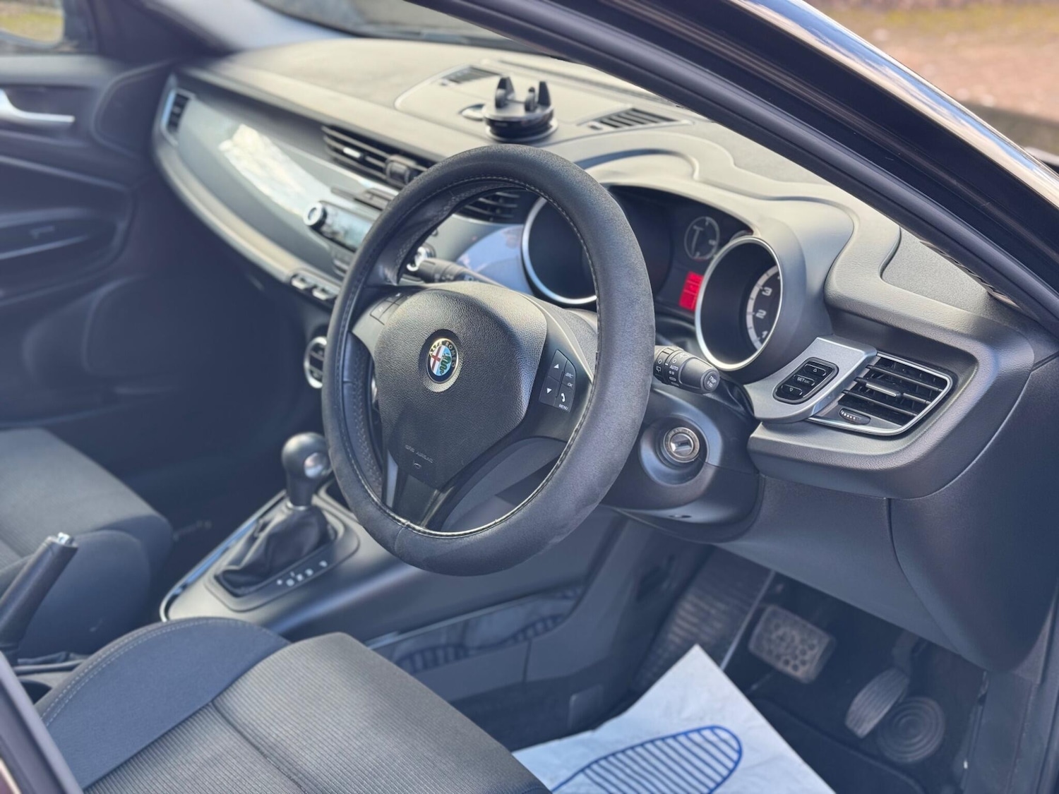 Used Alfa Romeo Giulietta 2012 for sale - 77853315: Photo 11