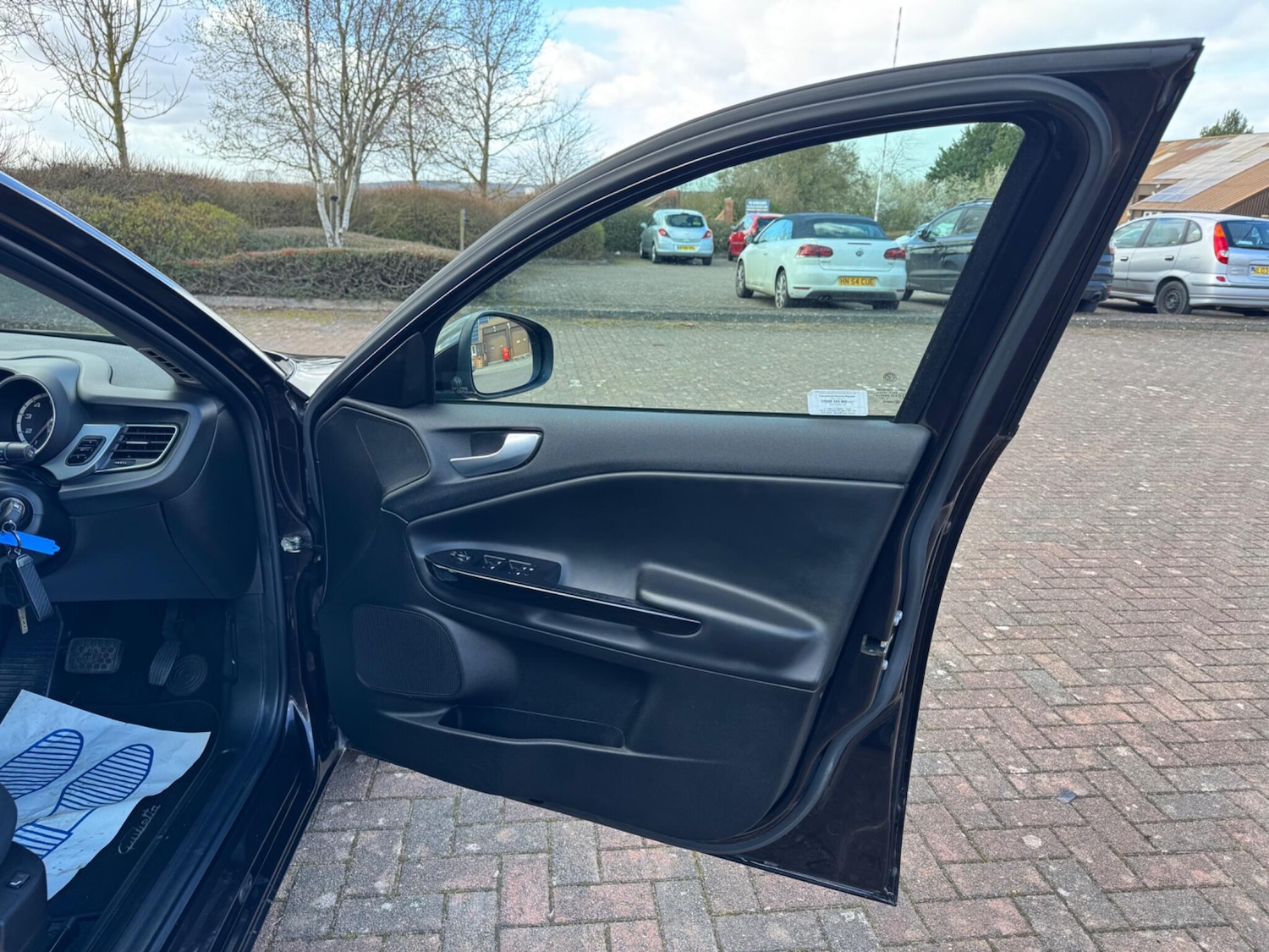 Used Alfa Romeo Giulietta 2012 for sale - 77853315: Photo 14