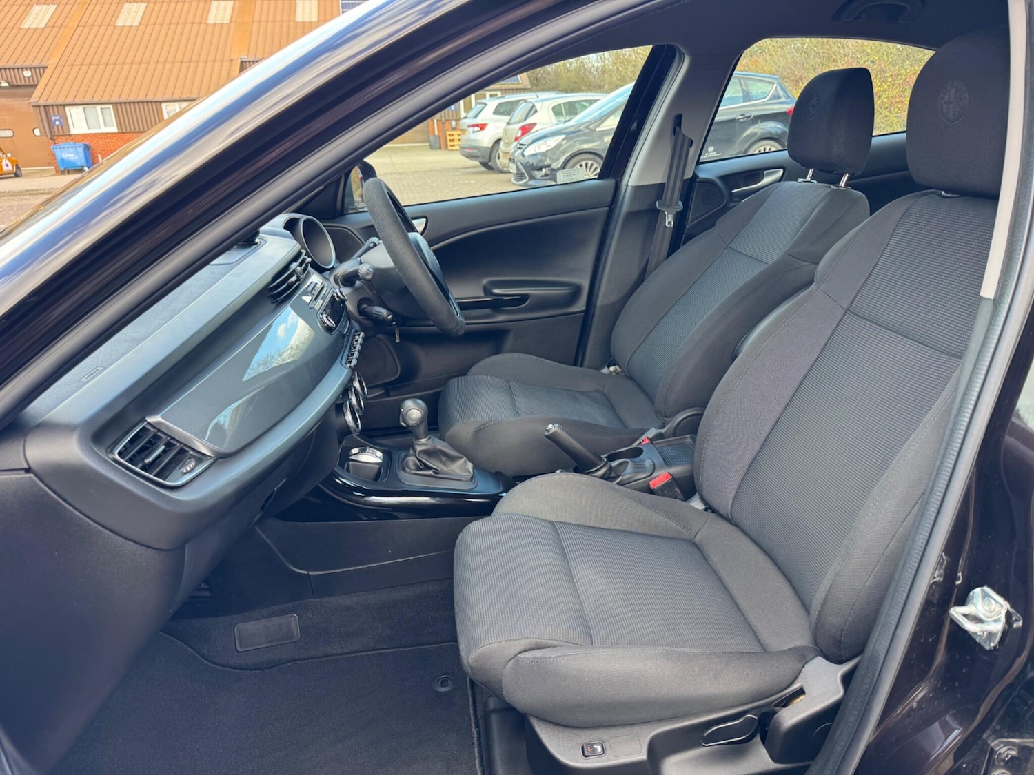 Used Alfa Romeo Giulietta 2012 for sale - 77853315: Photo 37