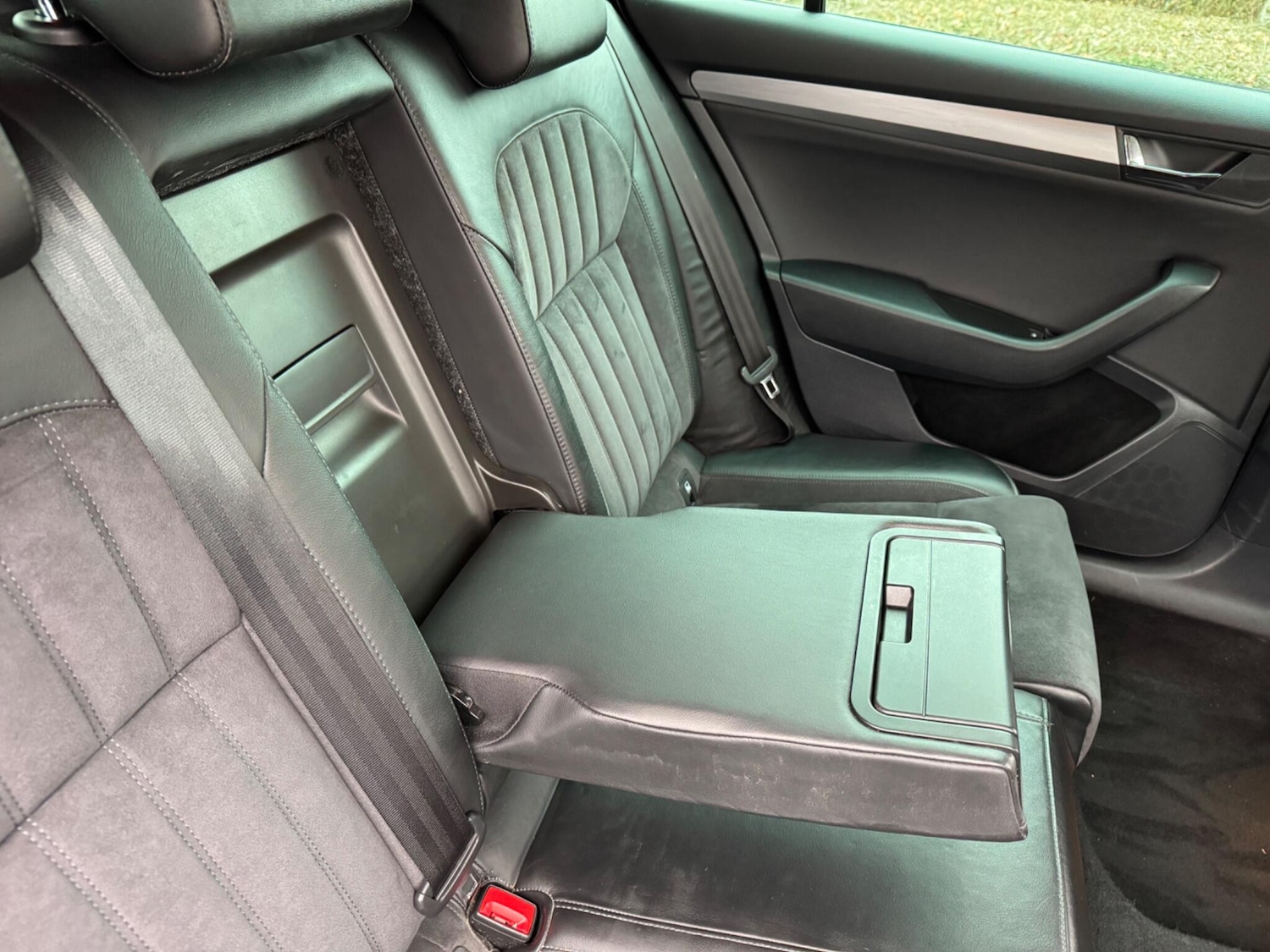 Used Skoda Superb 2017 for sale - 77794309: Photo 37