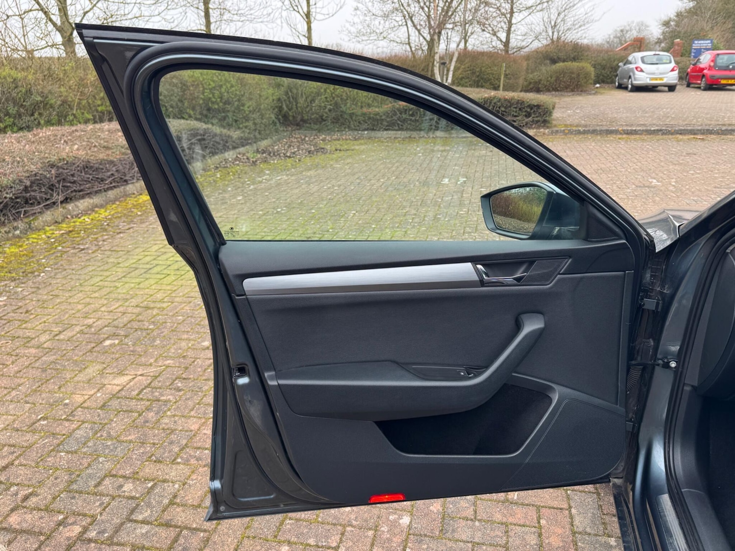 Used Skoda Superb 2017 for sale - 77794309: Photo 46