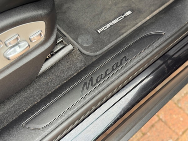 Used Porsche Macan 2018 for sale - 76270003: Photo 34