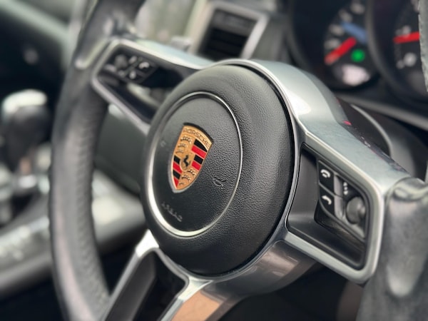 Used Porsche Macan 2018 for sale - 76270003: Photo 38