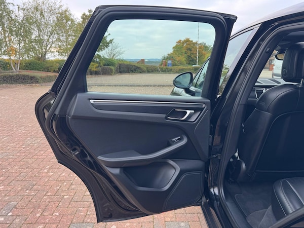 Used Porsche Macan 2018 for sale - 76270003: Photo 73