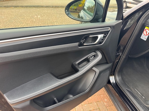 Used Porsche Macan 2018 for sale - 76270003: Photo 83