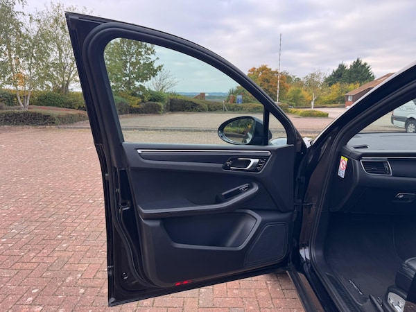 Used Porsche Macan 2018 for sale - 76270003: Photo 84