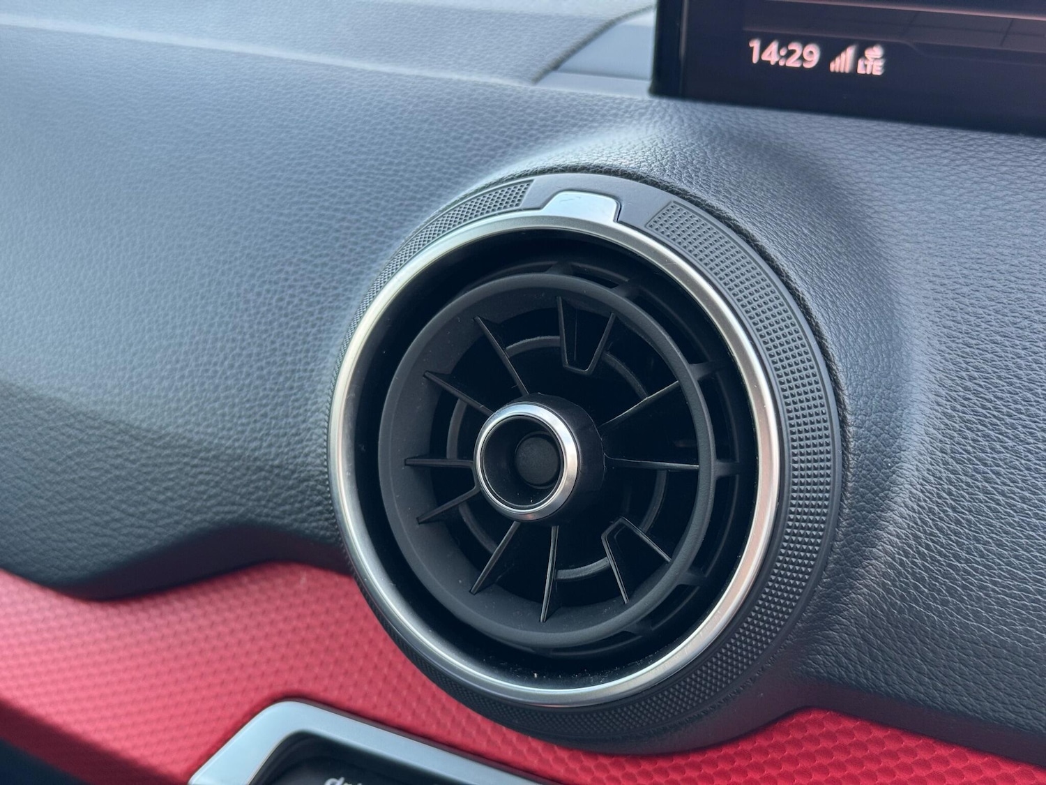 Used Audi Q2 2020 for sale - 76458082: Photo 39