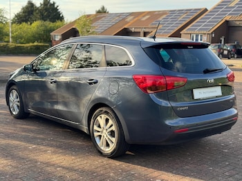 Used Kia Ceed 2015 for sale - 78695293: Photo
