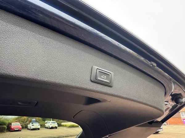 Used Audi Q5 2015 for sale - 76270901: Photo 68