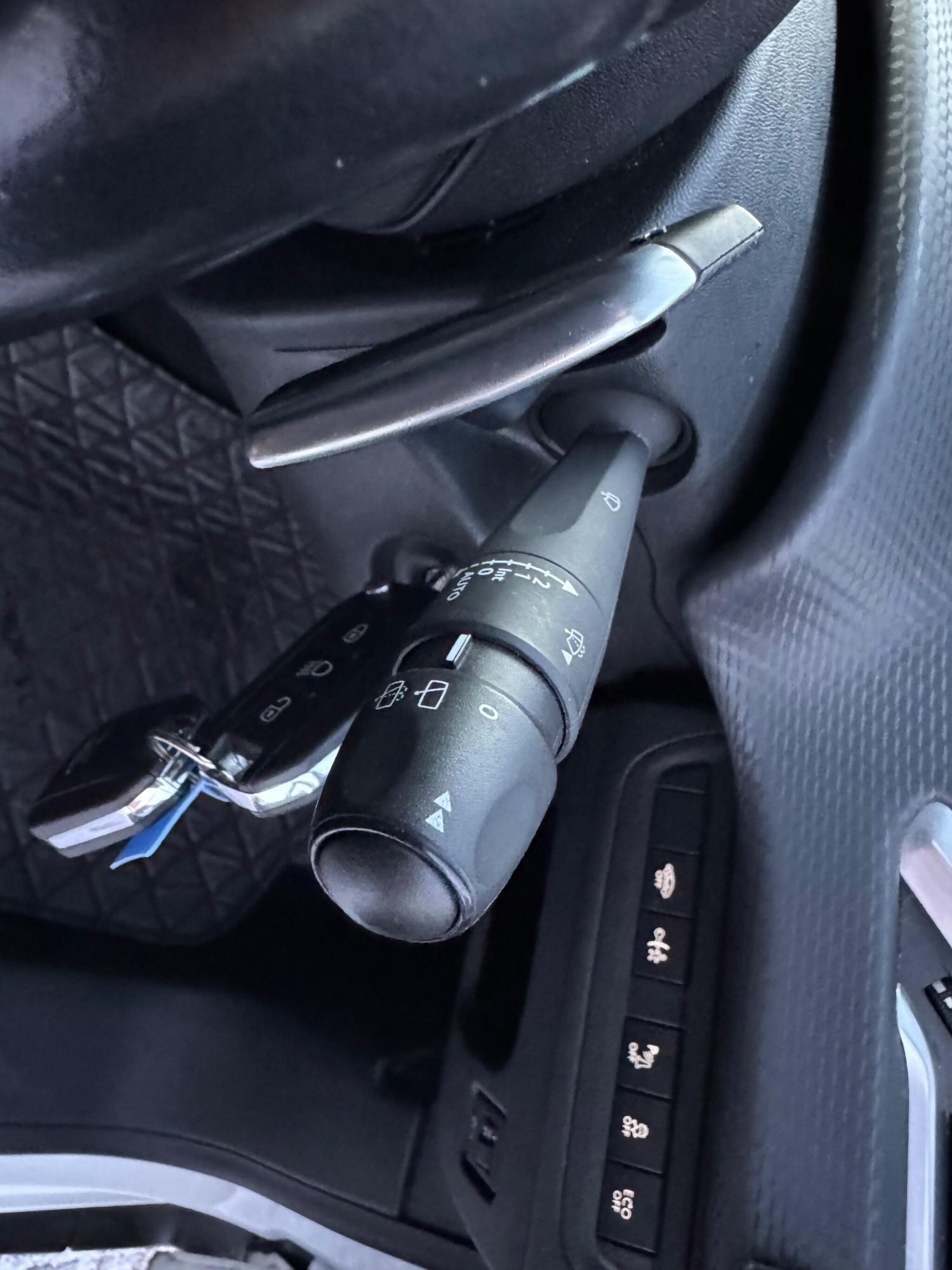 Used Peugeot 2008 2018 for sale - 77108854: Photo 25