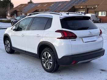 Used Peugeot 2008 2018 for sale - 77108854: Photo