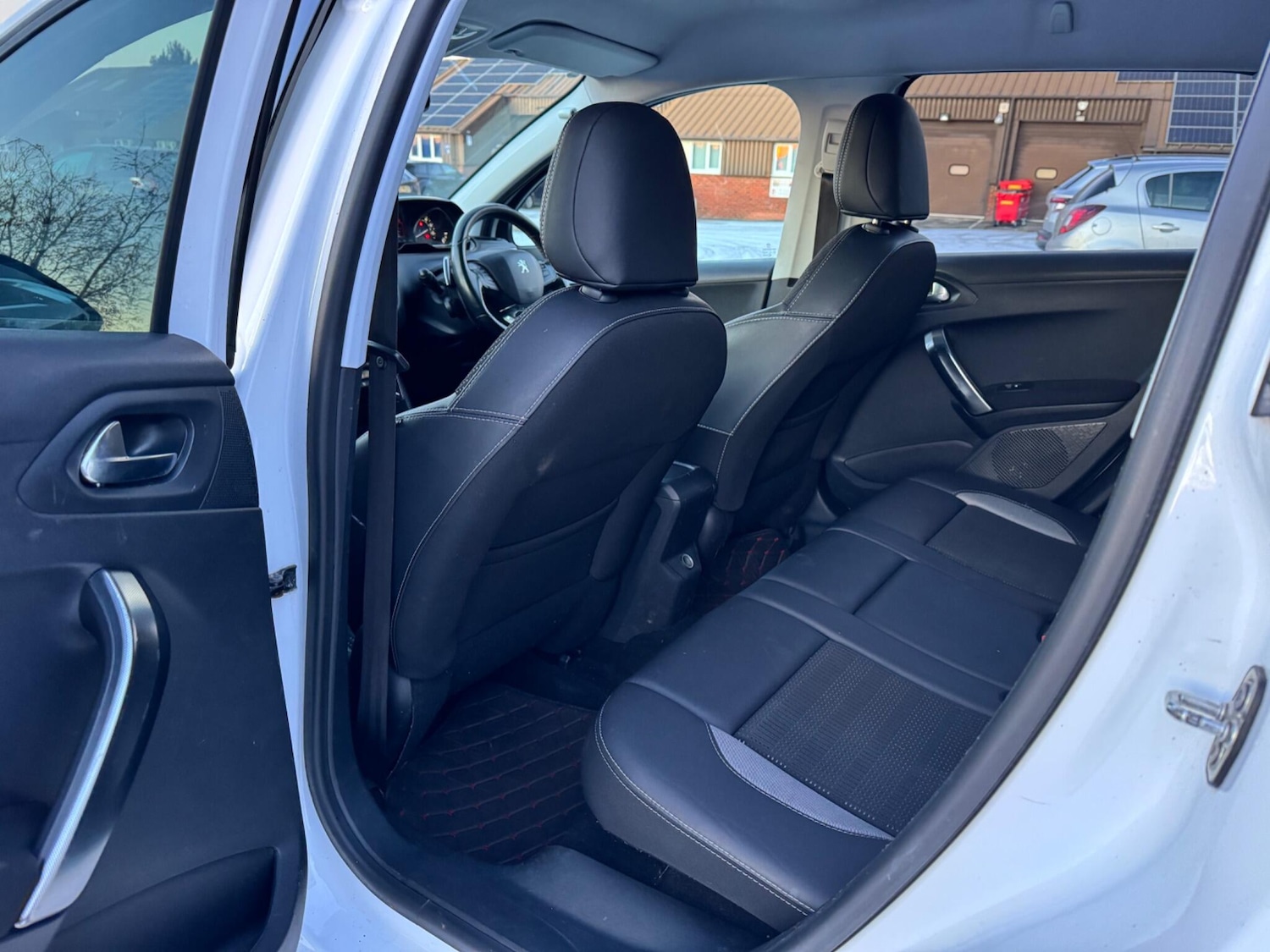 Used Peugeot 2008 2018 for sale - 77108854: Photo 42