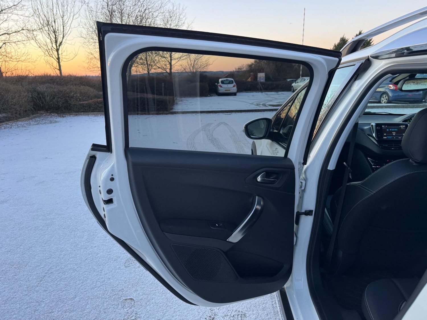 Used Peugeot 2008 2018 for sale - 77108854: Photo 50