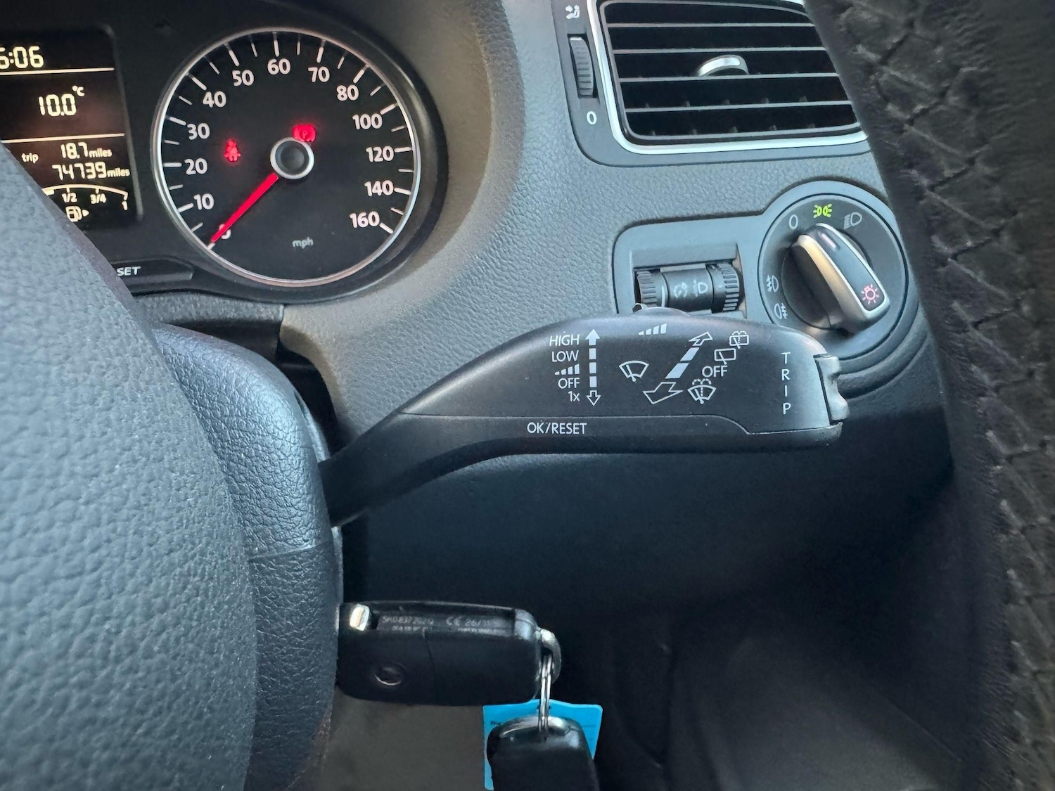 Used Volkswagen Scirocco 2014 for sale - 76990541: Photo 32