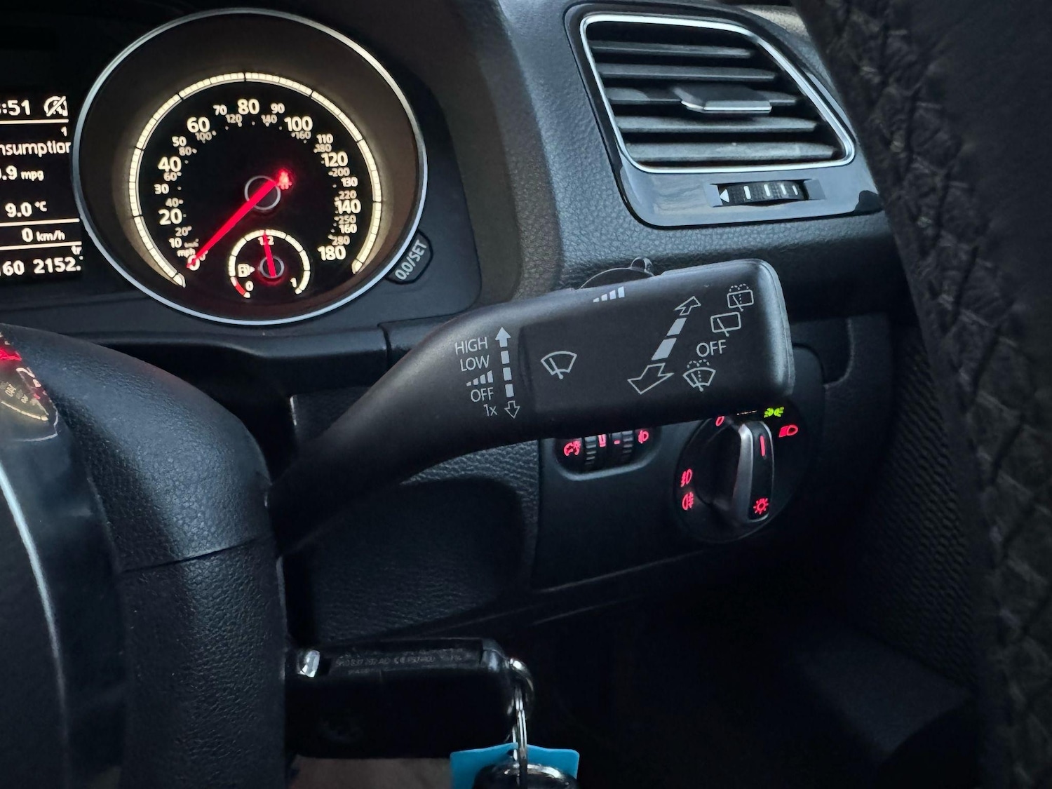 Used Volkswagen Scirocco 2014 for sale - 76990541: Photo 38