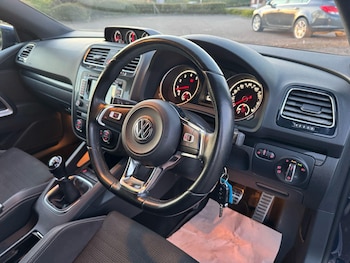 Used Volkswagen Scirocco 2014 for sale - 76990541: Photo