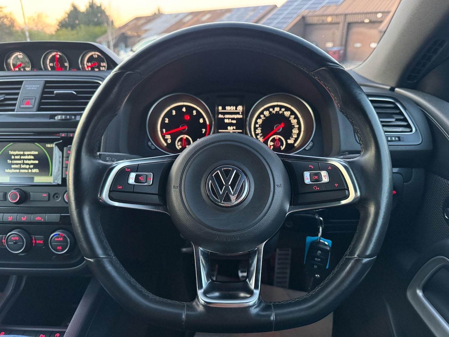 Used Volkswagen Scirocco 2014 for sale - 76990541: Photo 54