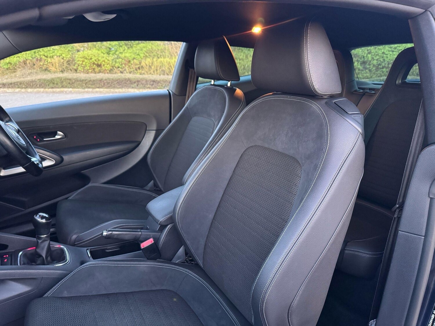 Used Volkswagen Scirocco 2014 for sale - 76990541: Photo 55