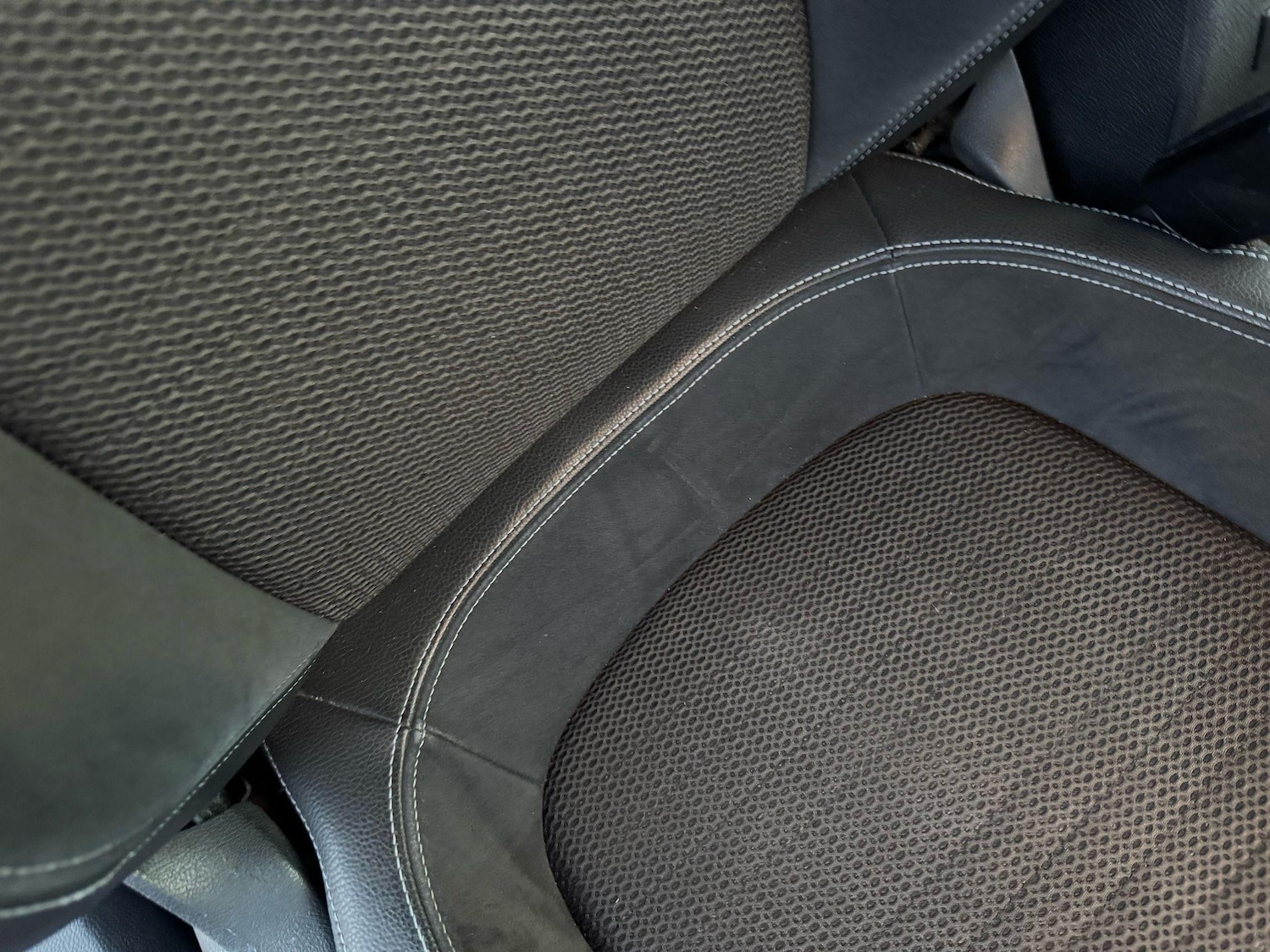 Used Volkswagen Scirocco 2014 for sale - 76990541: Photo 66