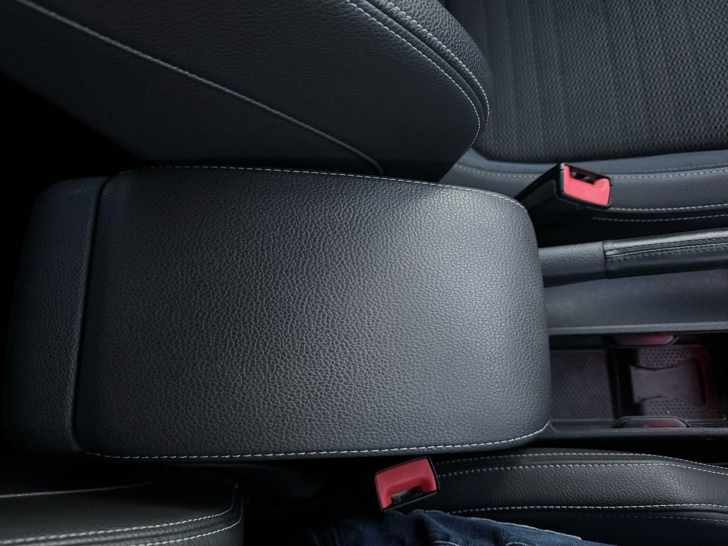 Used Volkswagen Scirocco 2014 for sale - 76990541: Photo 69