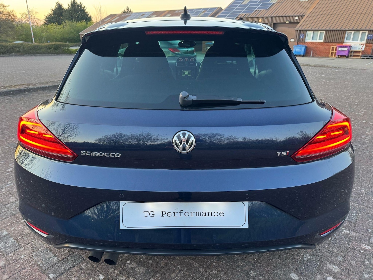 Used Volkswagen Scirocco 2014 for sale - 76990541: Photo 9