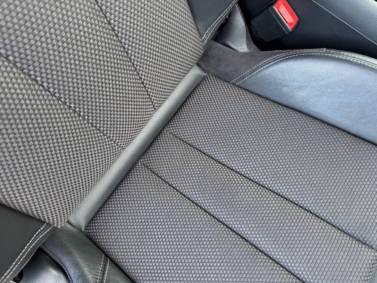 Used Audi A4 2016 for sale - 77439813: Photo 46