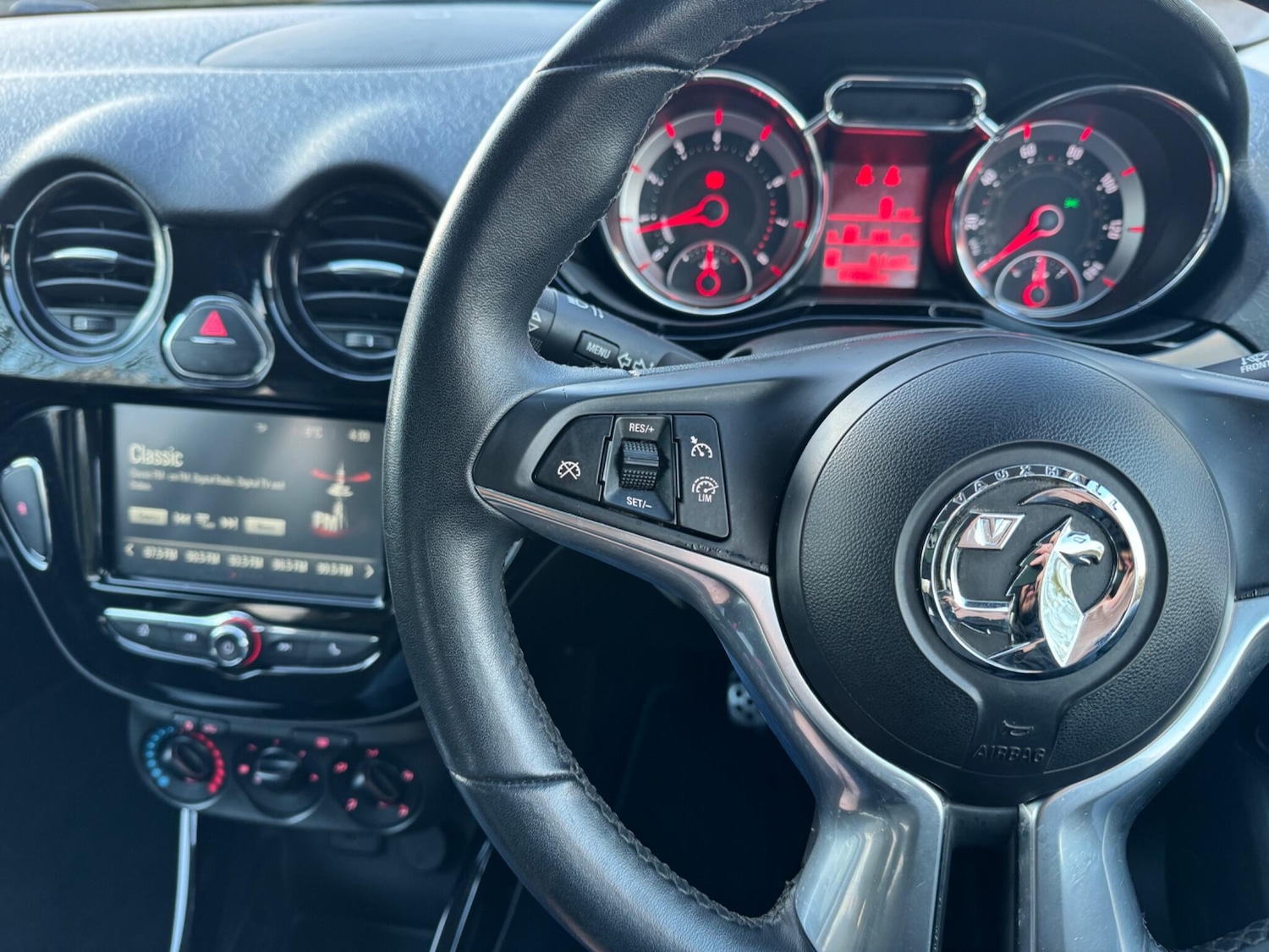 Used Vauxhall ADAM 2017 for sale - 77575091: Photo 17