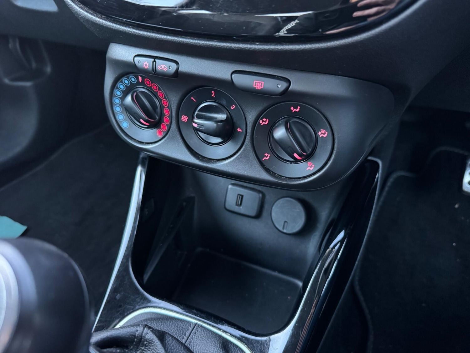 Used Vauxhall ADAM 2017 for sale - 77575091: Photo 22