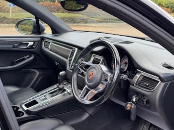 Used Porsche Macan 2018 for sale - 79687845: Photo