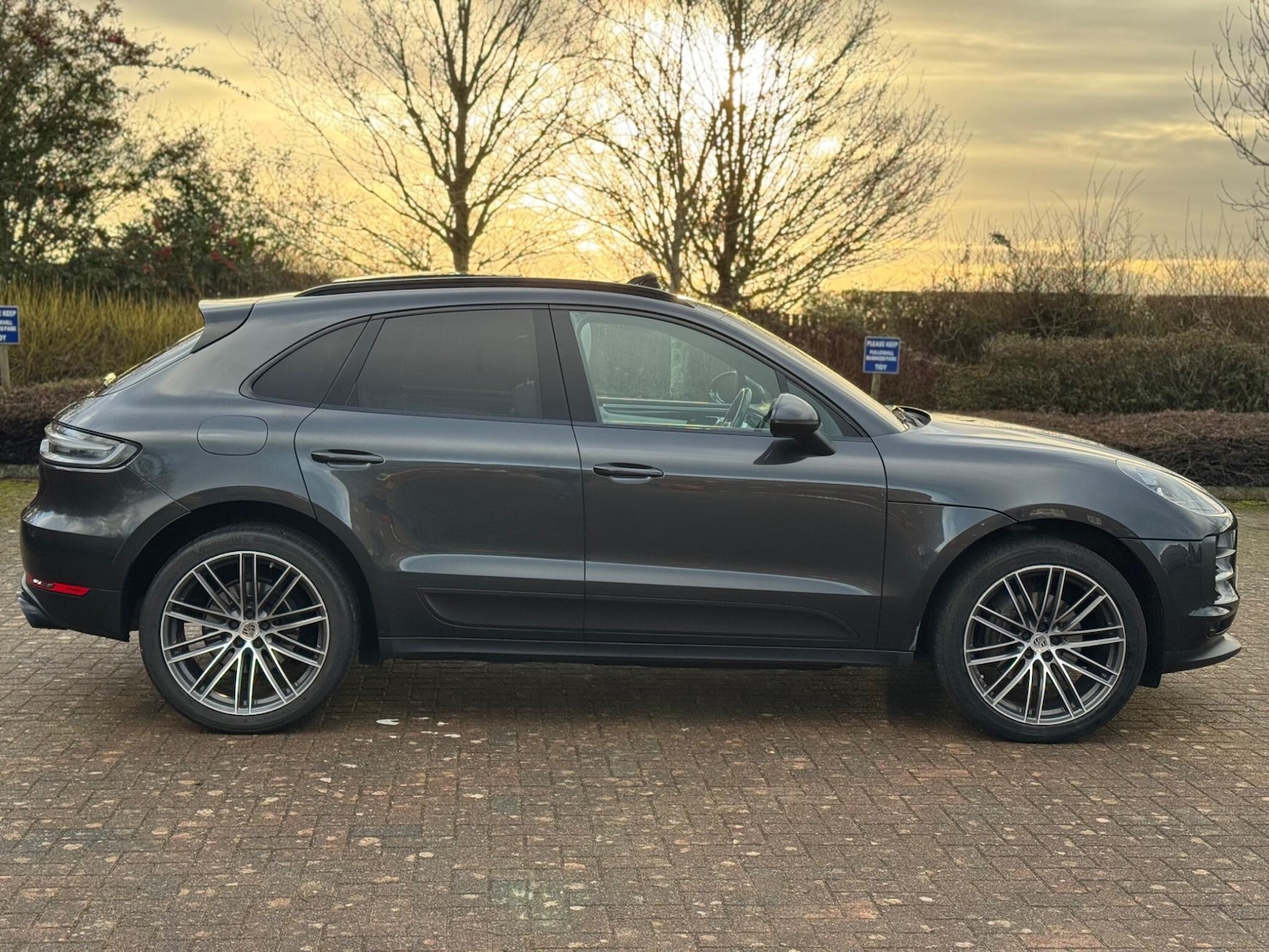 Used Porsche Macan for sale - 77320207: Photo 15