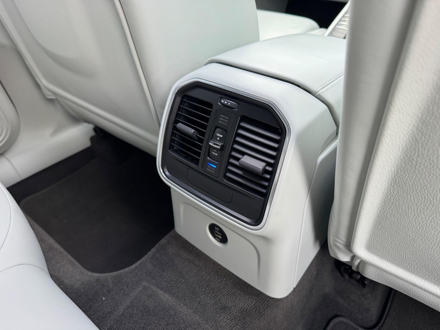 Used Porsche Macan for sale - 77320207: Photo 35